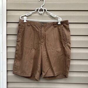 Columbia mens omni shield tan shorts